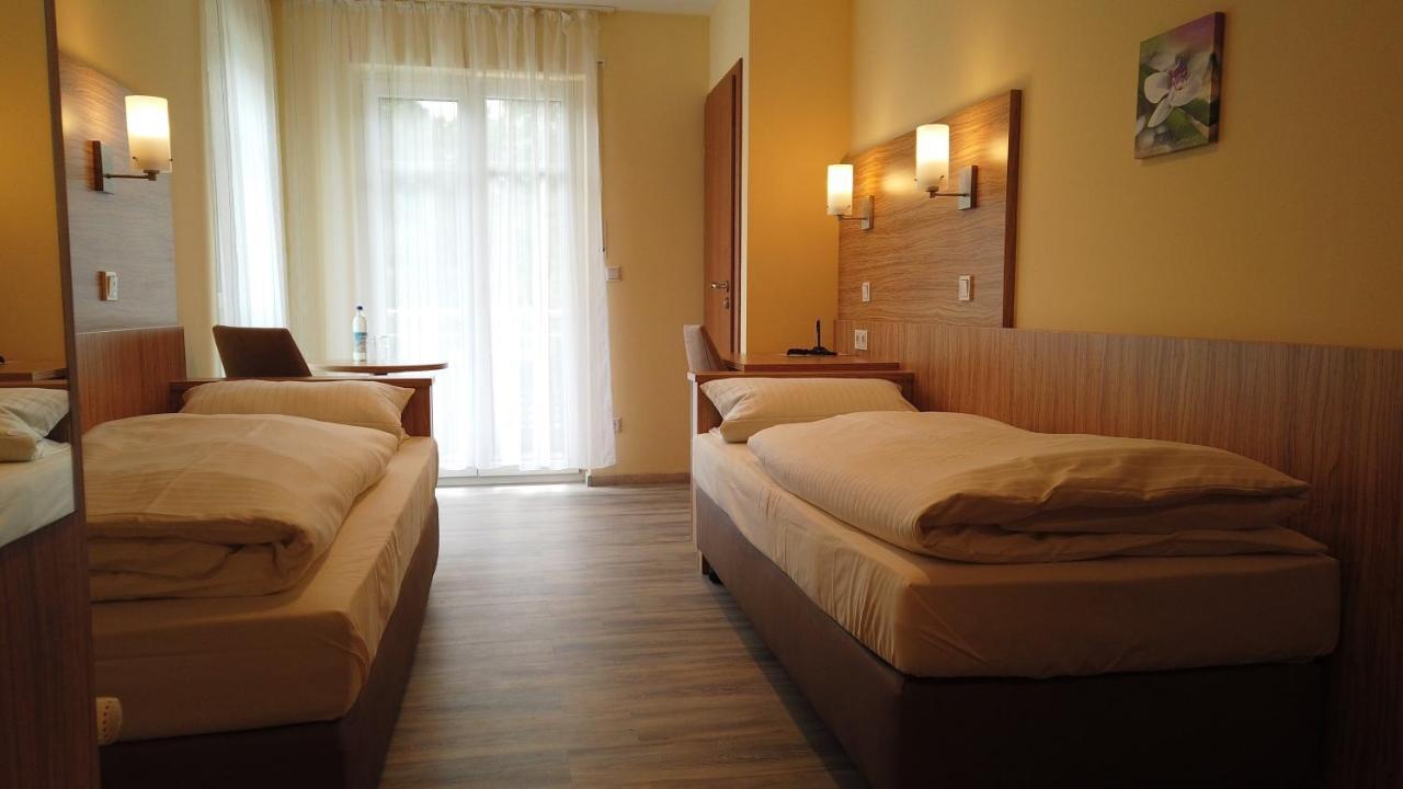 Rothsee Hotel Allersberg Exterior photo